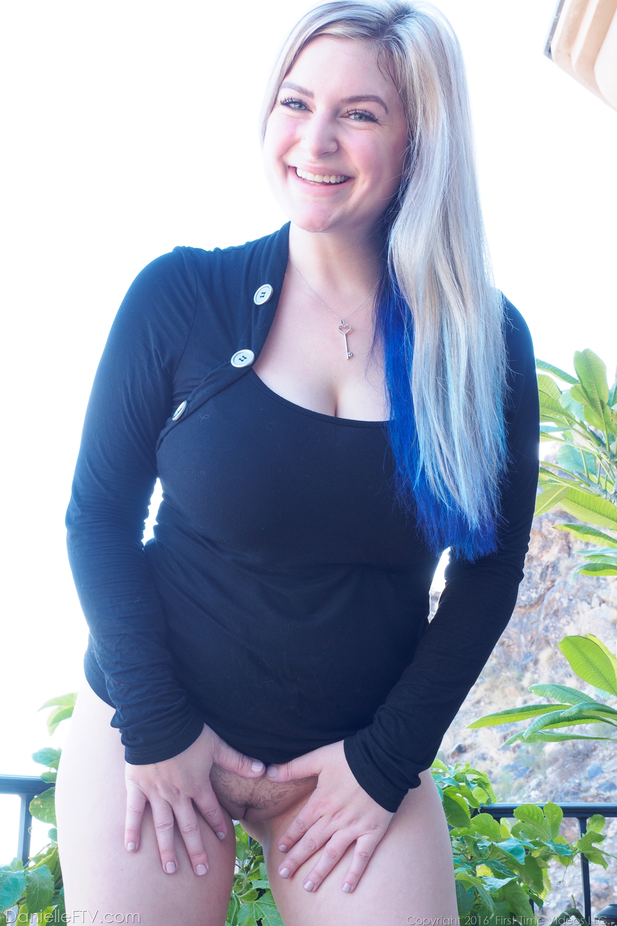 Blue Hair Size Queen