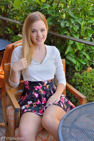 Winter FTV Nude Pictures Those Sexy Legs