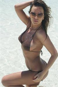 Anna Lesko Bikini Pictures Anna Lesko, Romanian Singer