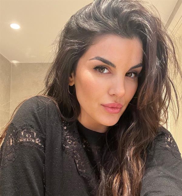 Aylar Lie