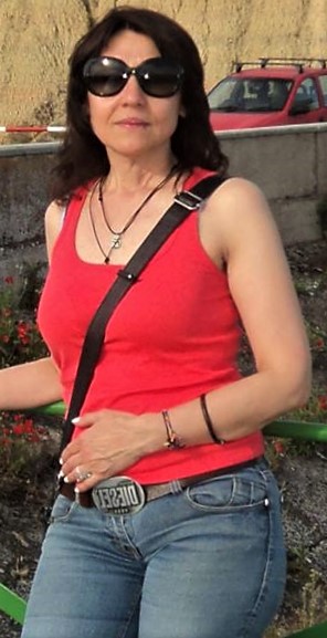 Adriana Montavergas