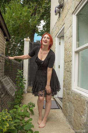 Cat Roe Nude Pictures Cat Roe's Dress Outside