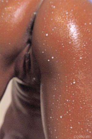 Tierra Watson Nude Pictures Tierra's Milk Bath