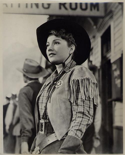 Anne Baxter