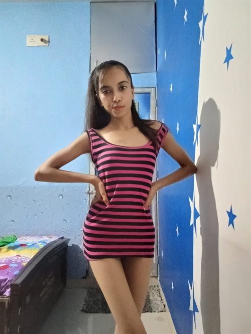 Indian nude selfie Striptease selfie video And masturbating selfie videos.