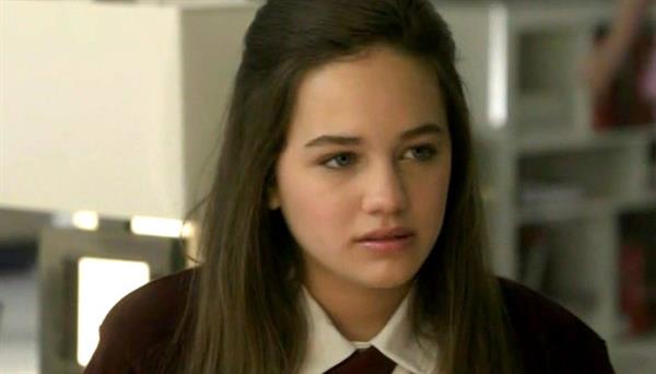 Mary Mouser