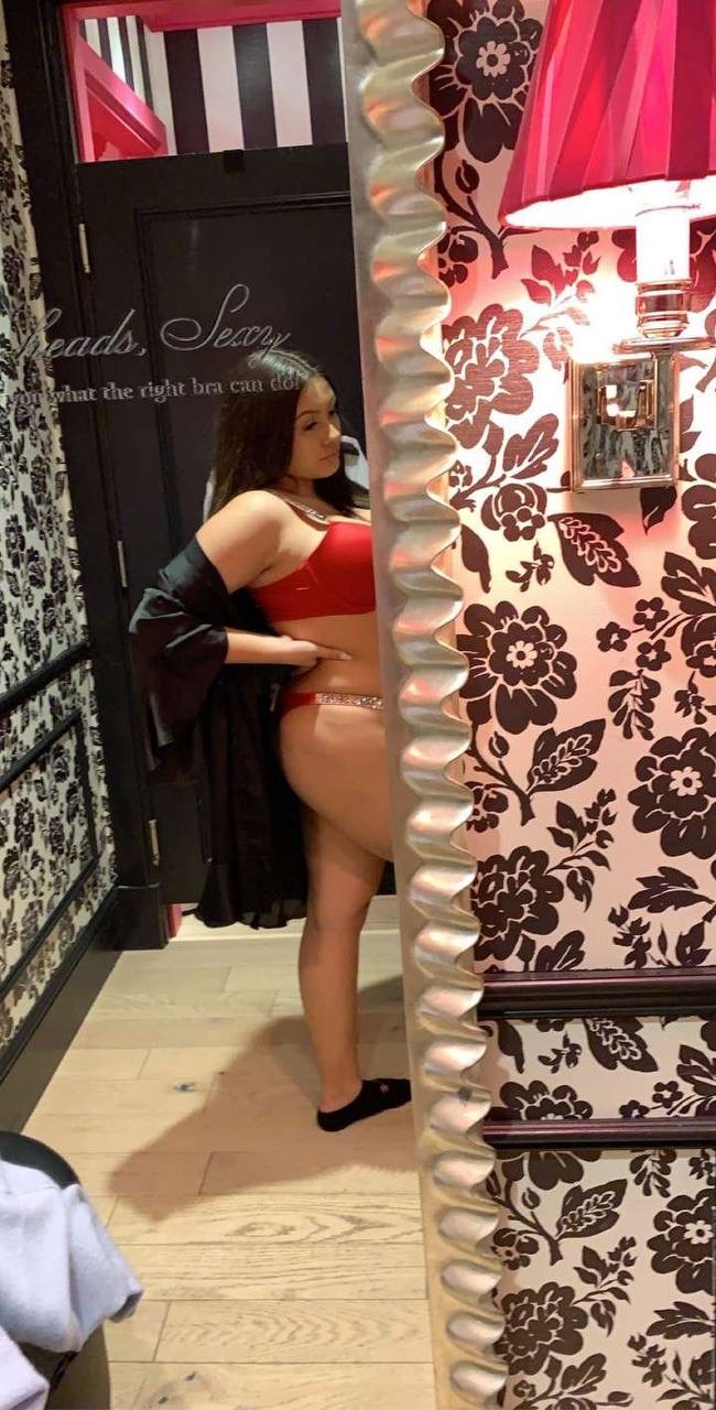 Local Denver Colorado Latina Hair Stylist