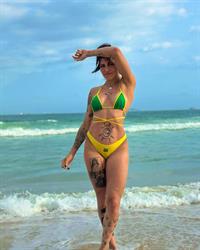 Polyana Viana in a bikini