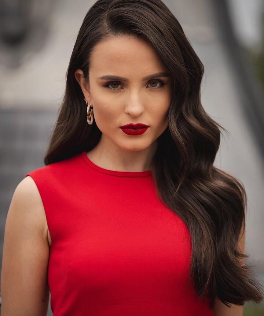 Larissa Manoela