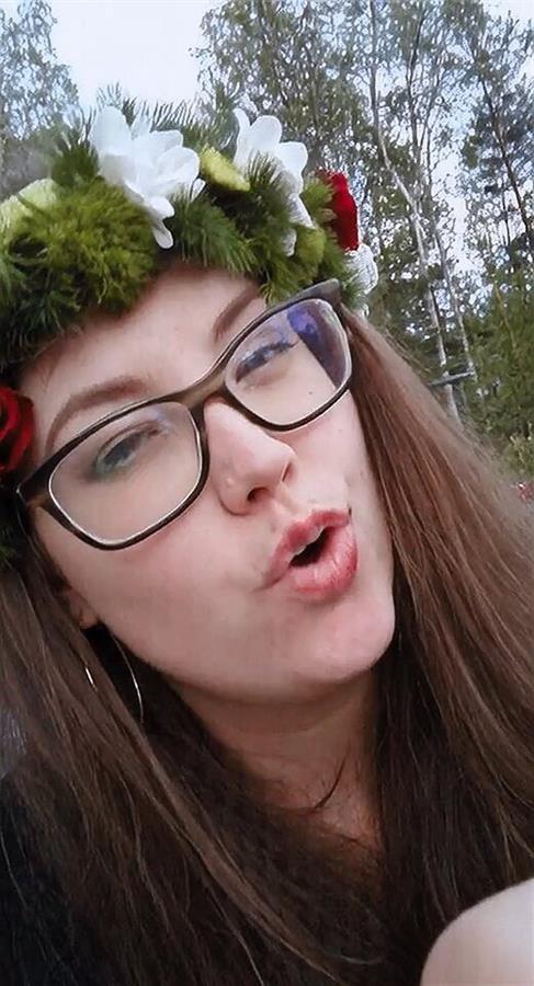 Hot finnish JenKowski cum on forehead