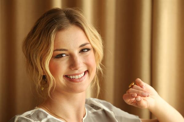 Emily VanCamp