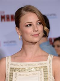 Emily VanCamp
