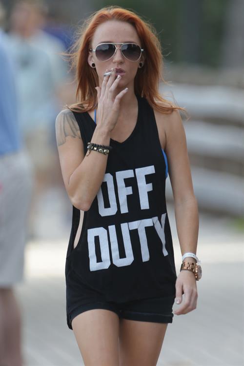 Maci Bookout’s Pictures. Hotness Rating = Unrated