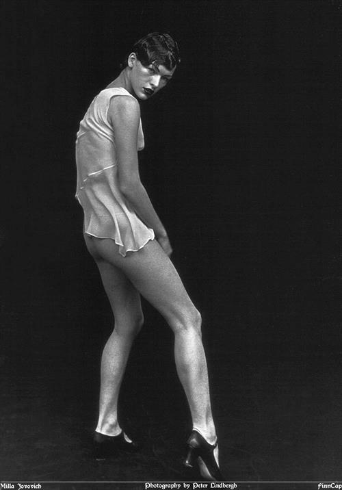 Milla Jovovich - ass