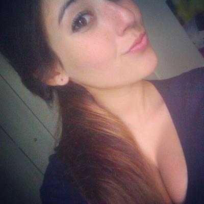 Angie Varona taking a selfie
