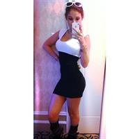 Angie Varona taking a selfie