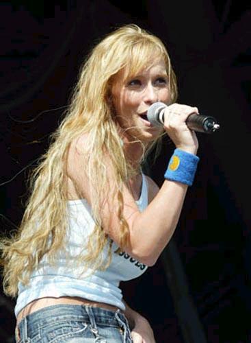 Jennifer Love Hewitt