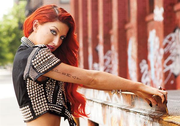 Neon Hitch