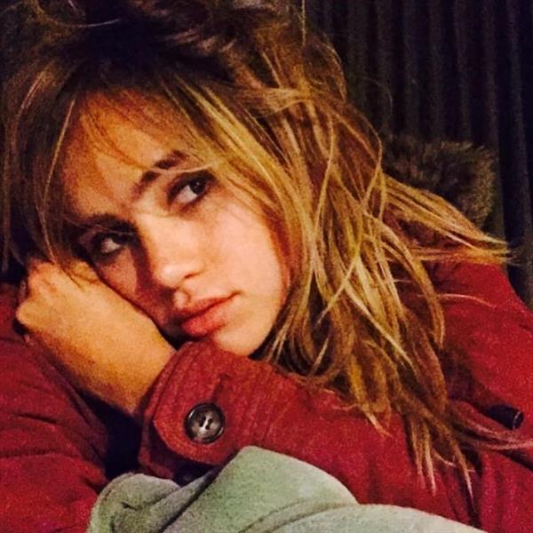 Suki Waterhouse