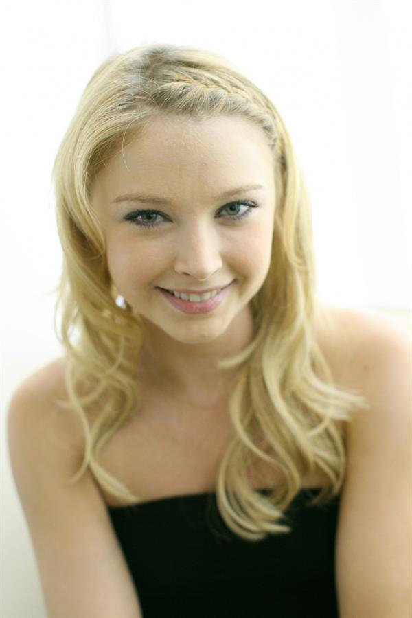 Elisabeth Harnois