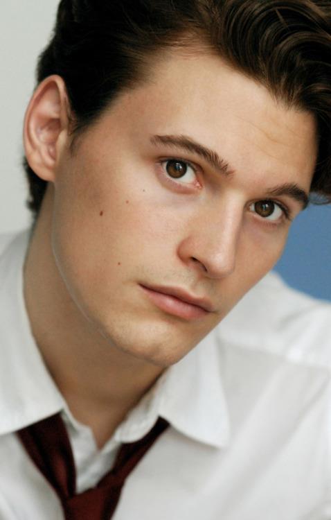 Bryan Dechart