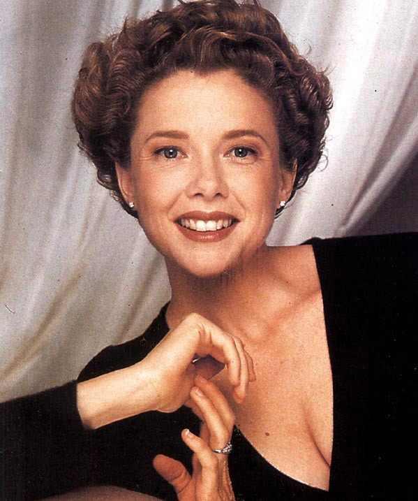 Annette Bening