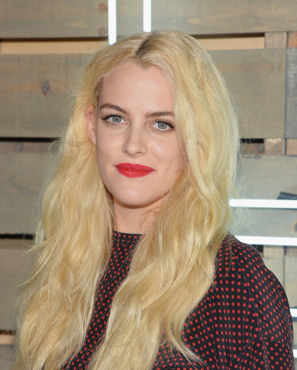 Riley Keough Pictures