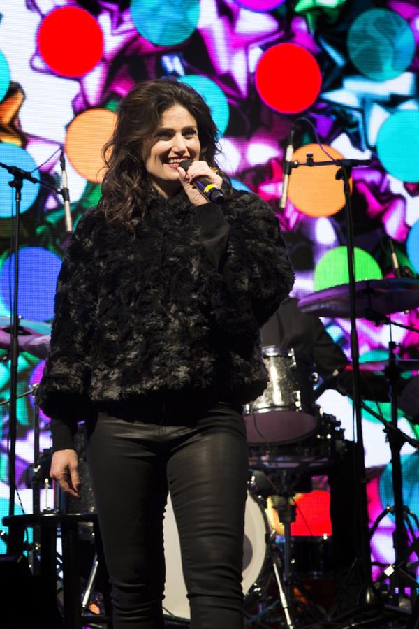 Idina Menzel