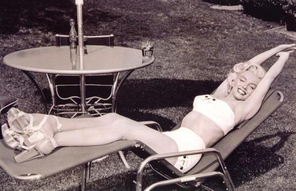 Marilyn Monroe in a bikini