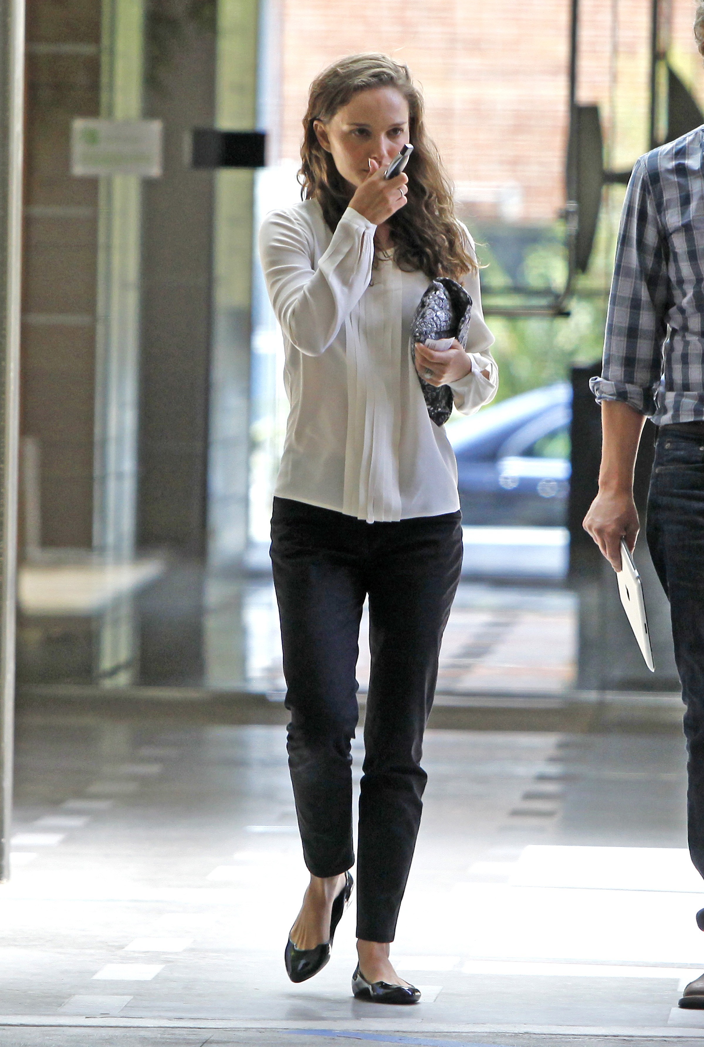 Natalie Portman - Exits an office building in Beverly Hills - August 10, 2012