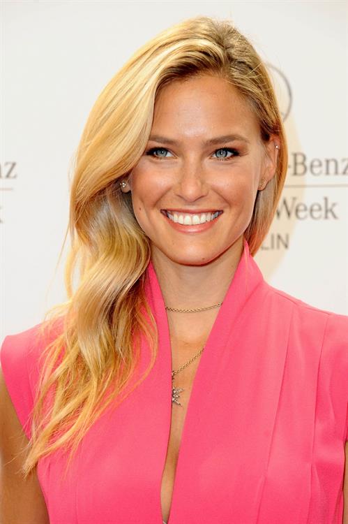 Bar Refaeli