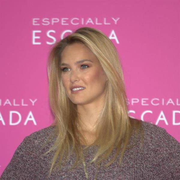 Bar Refaeli