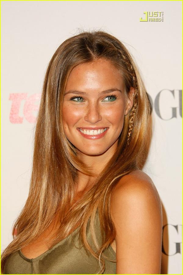 Bar Refaeli