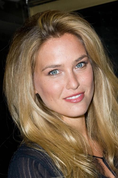 Bar Refaeli