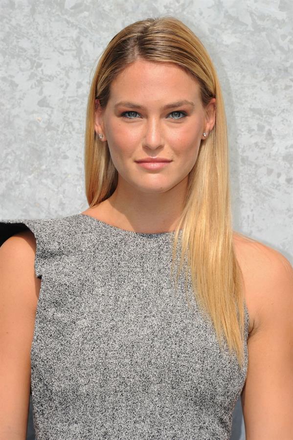 Bar Refaeli