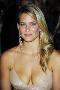 Bar Refaeli
