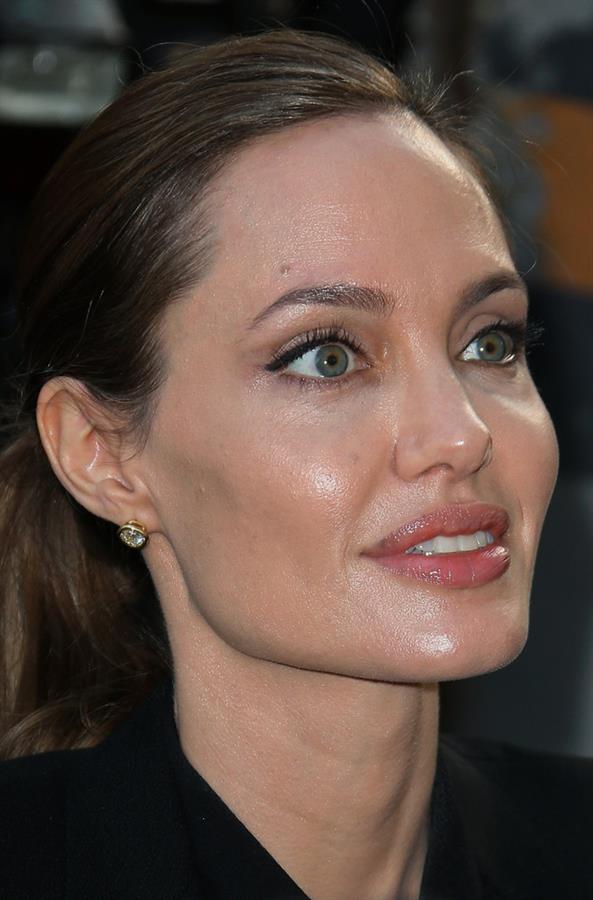 Angelina Jolie