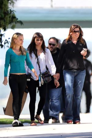 Natalie Portman on the set of a Terrence Malick film in Austin 10/19/12 