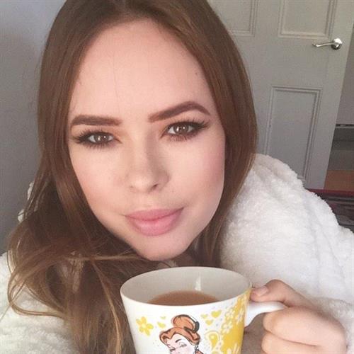Tanya Burr