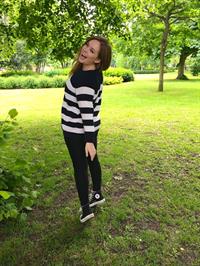 Tanya Burr