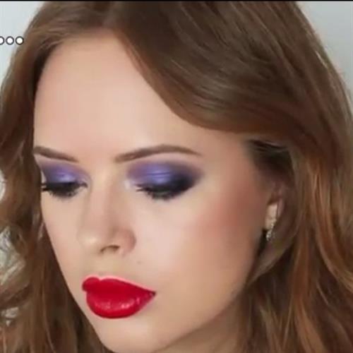 Tanya Burr