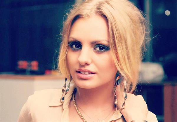 Alexandra Stan