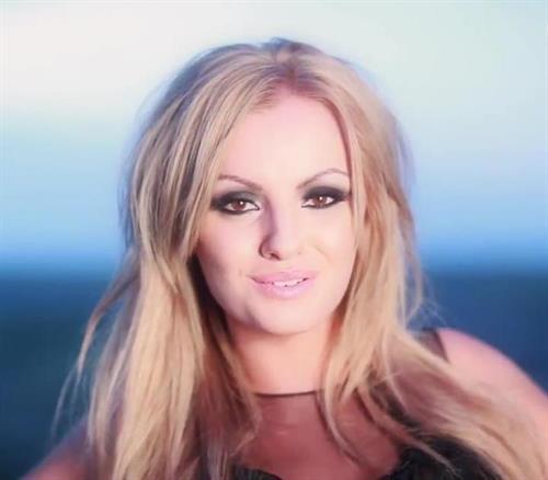 Alexandra Stan
