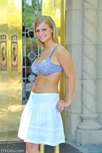 Alice Wonder in lingerie